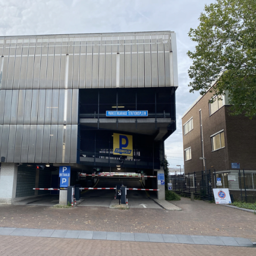 Parking - Stationsplein logo