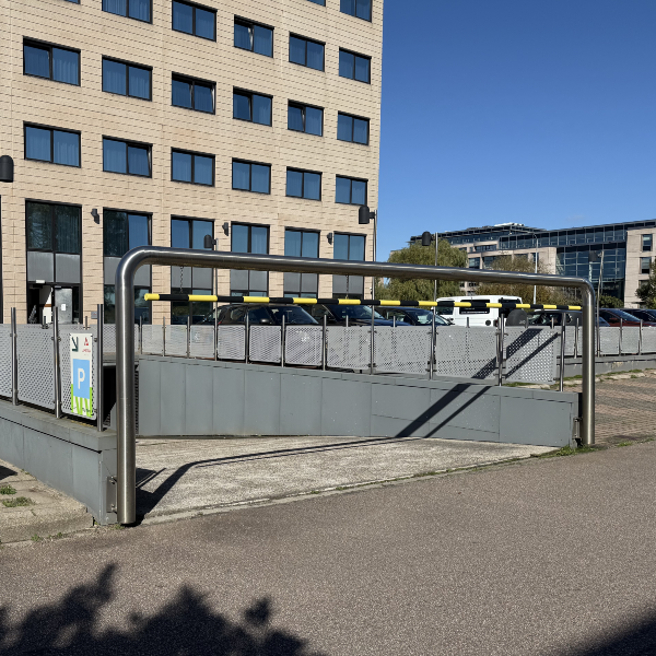 MOBIHUB | Schiphol P+R - Amedia Hotel