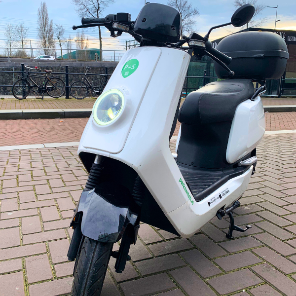 NIU Scooter | Park + Switch Piet Hein logo